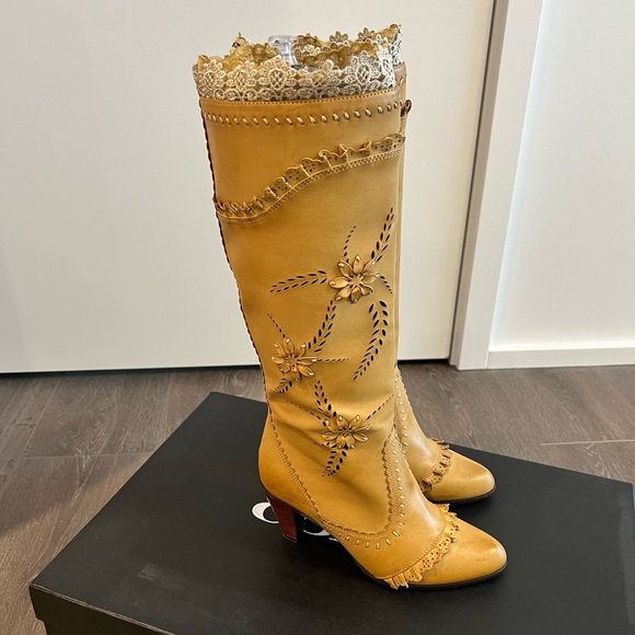 Jelly Beans Boots - Picture 3 of 8